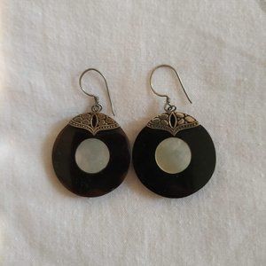 Brown and pearly silver earrings (925)